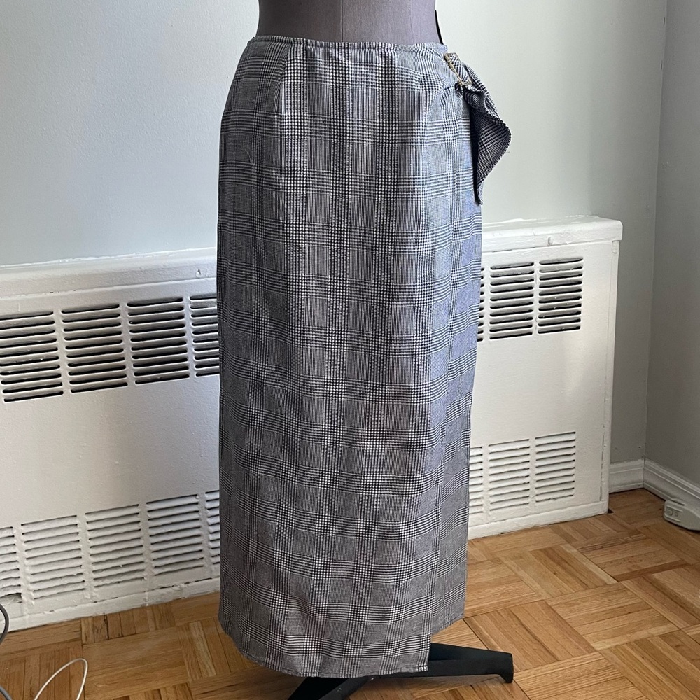 Vintage Ralph Lauren Petite navy plaid long wrap skirt